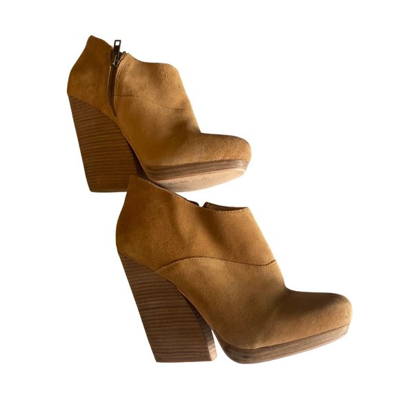 Gray Saks fifth avenue camel block heel zip side boots size 8 - Picture 1 of 7